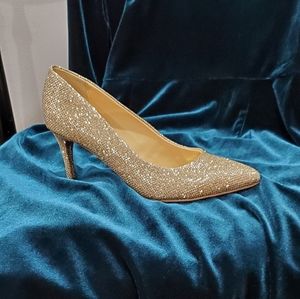 Sacha London gold metallic pump
